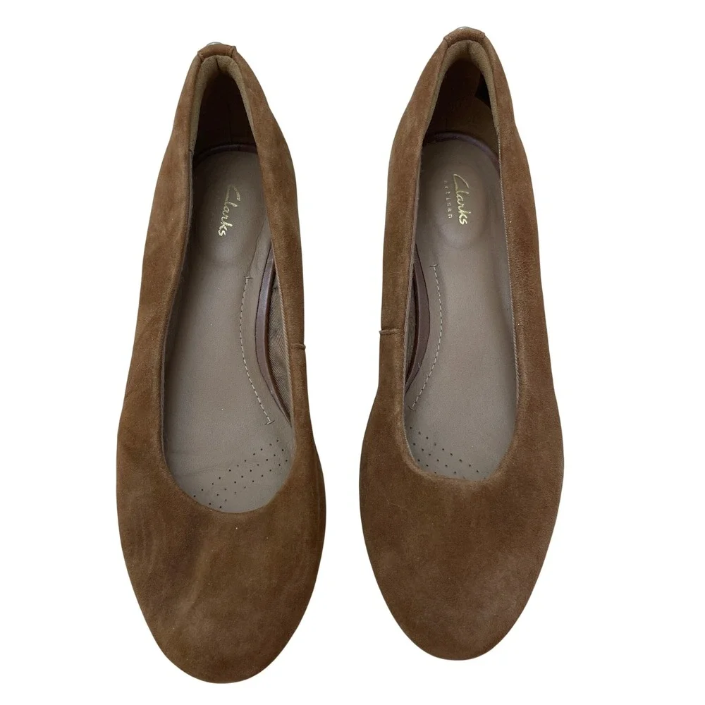 Clarks Artisan Tan Suede Wedge Pumps Shoes Women's 5.5 M Round Toe